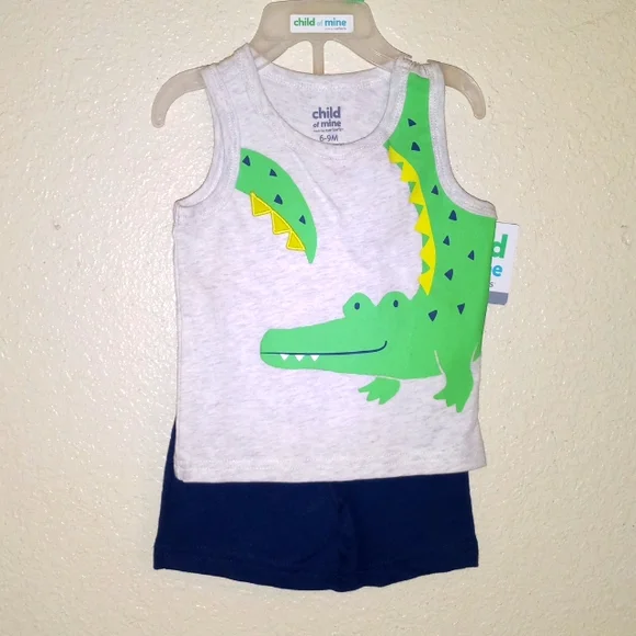 Carters Alligator shirt with short set 6-9 Months